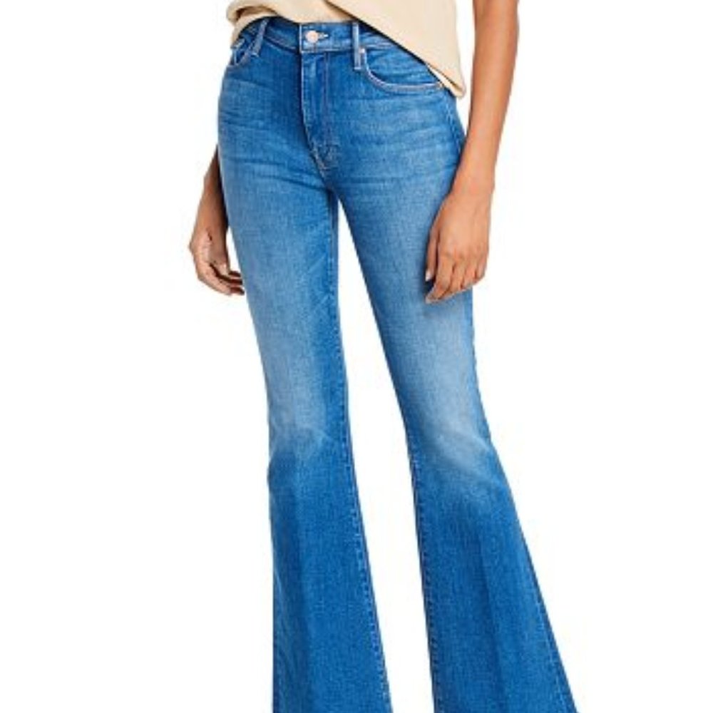 Mother Denim Weekender Fray Size 23 (fits up to size 26)